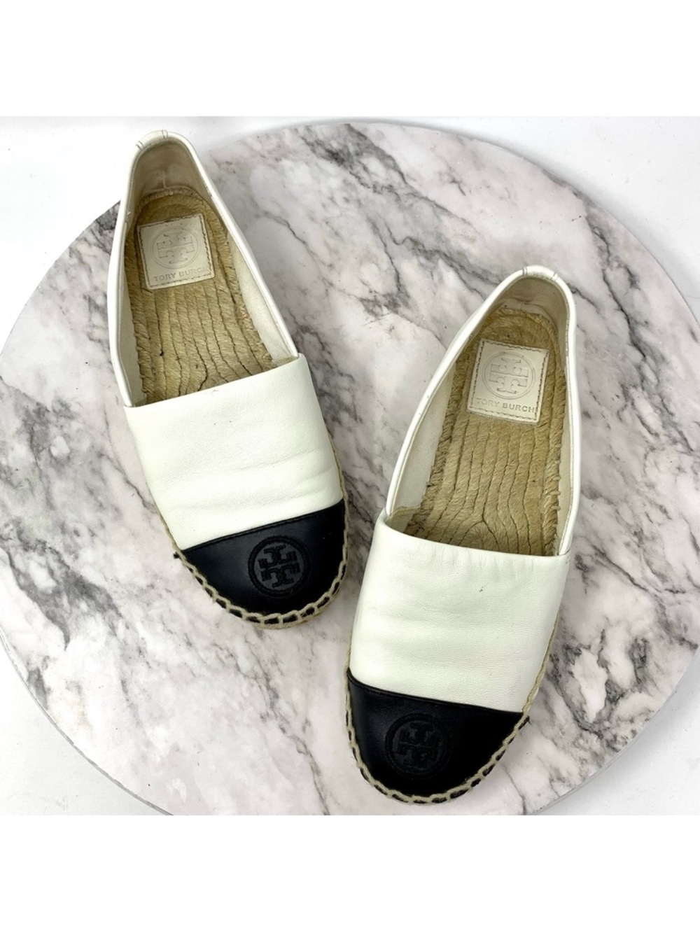 Tory Burch Two Tone Cap Toe Black And Cream Leather Flats 6 Classic Euro Summer
